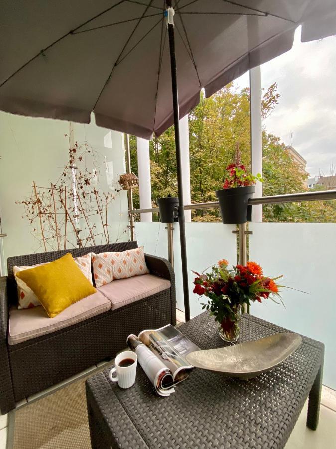 Aravel Suites Wrocław Extérieur photo