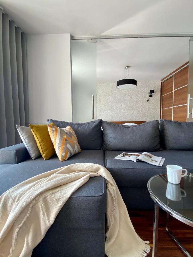 Aravel Suites Wrocław Extérieur photo