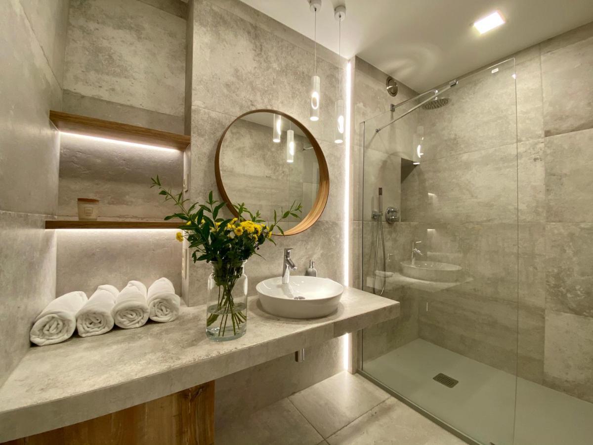 Aravel Suites Wrocław Extérieur photo